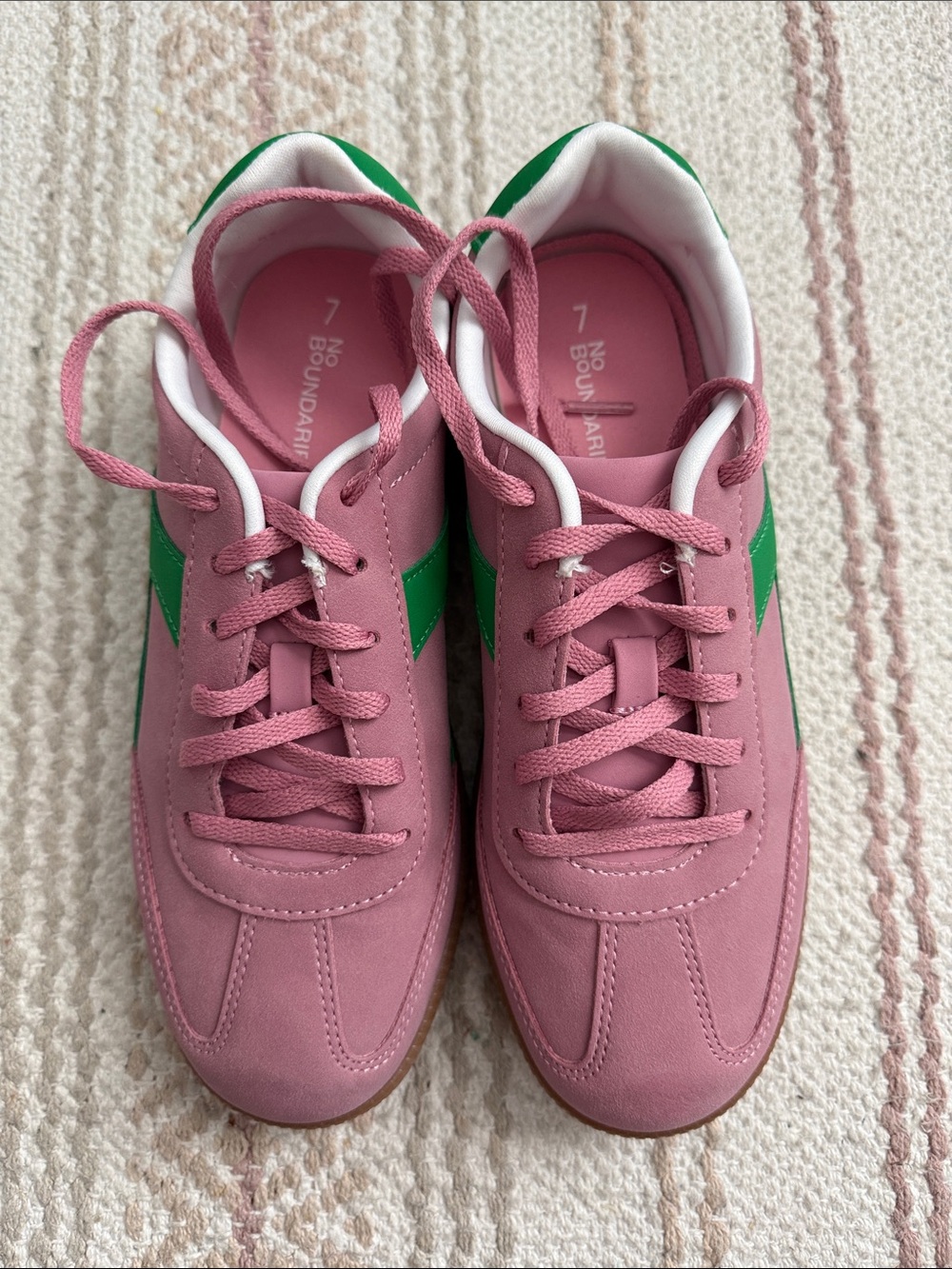 No Boundaries Pink and Green Women's Casual Sneakers
